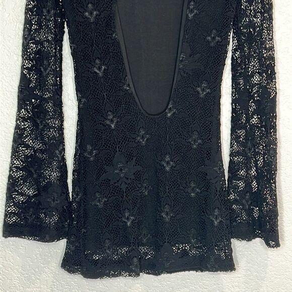 Nightcap Clothing Black Lace BodyCon Open Back Bellesleeve Mini medium - Picture 8 of 16